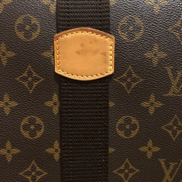 60 Louis Vuitton monogram satellite - Picture 7 of 8